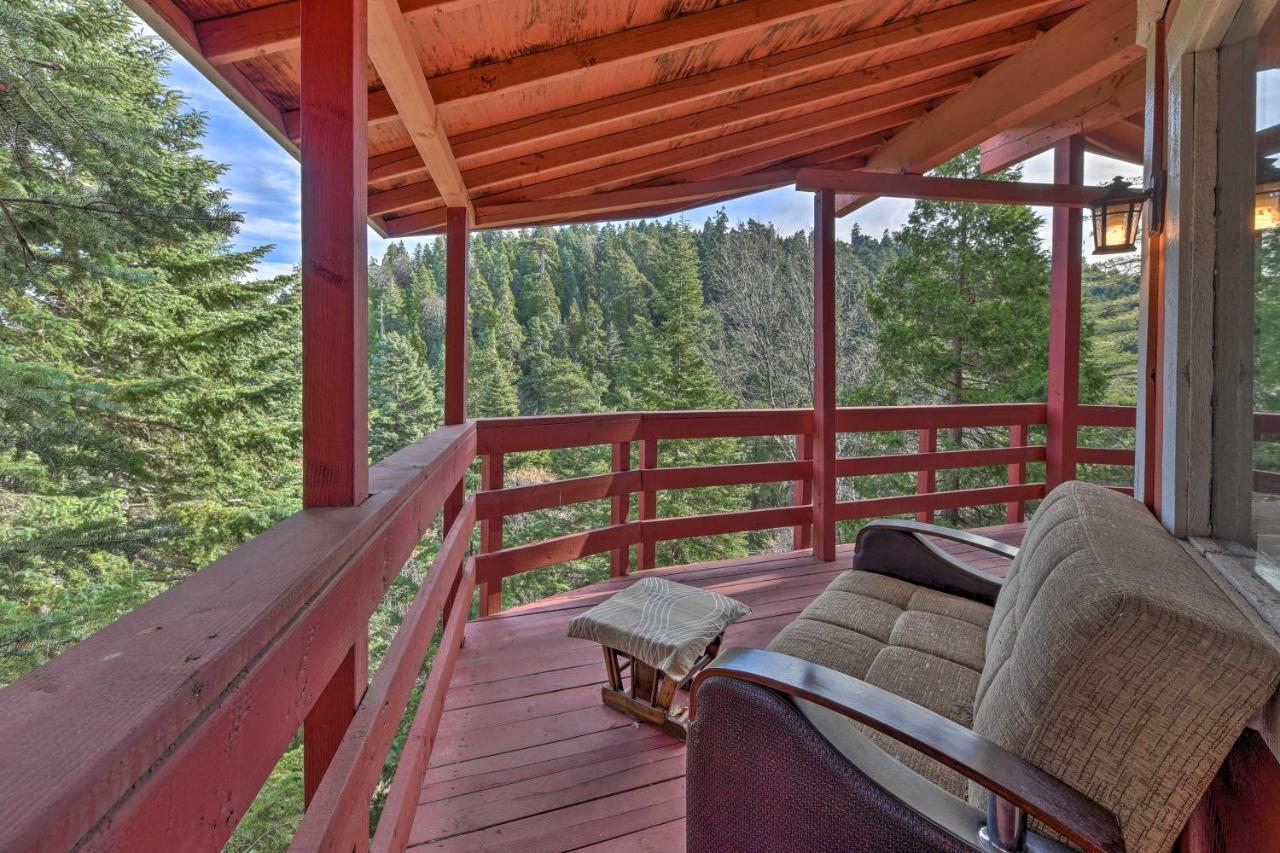 Lake Arrowhead Cabin With Deck And Stunning Mtn Views! サン・バーナディーノ エクステリア 写真